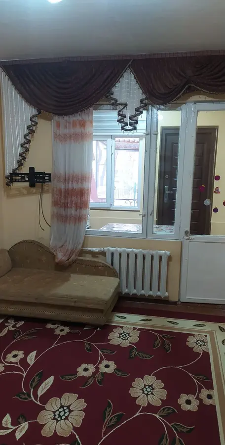 Шикарная квартира, 2 комн., 40 м², 1/4 эт., Юнусабадский, Юнусабад 11 дахада — фото 2