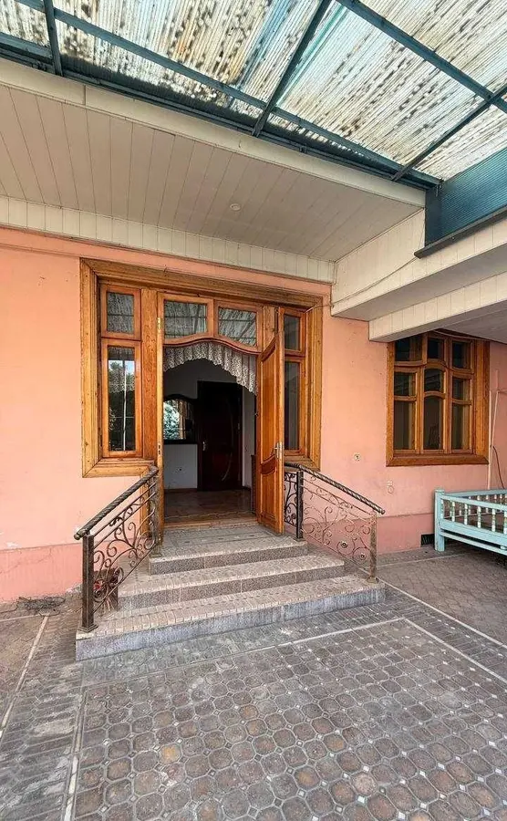 Дом, 20 комн., 1046 м², Шайхантахурский, махалля Хувайдо — фото 8