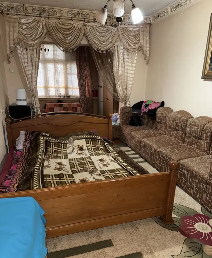 Квартира, 1 комн., 43 м², 1/5 эт., Сергелийский, Малика — фото 2