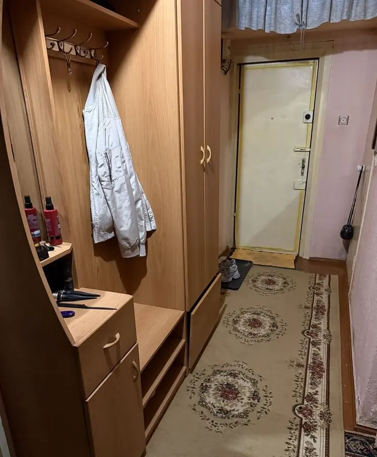 Квартира, 1 комн., 43 м², 1/5 эт., Сергелийский, Малика — фото 4