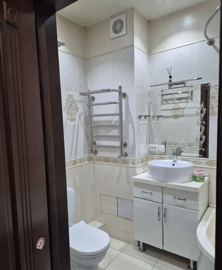 Шикарная квартира, 3 комн., 60 м², 3/4 эт., Юнусабадский, Юнусабад 2 квартал — фото 7