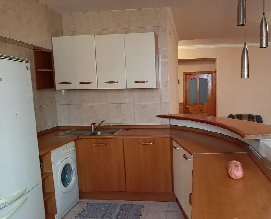 Шикарная квартира, 2 комн., 75 м², 3/4 эт., Юнусабадский, Ц-6 — фото 4