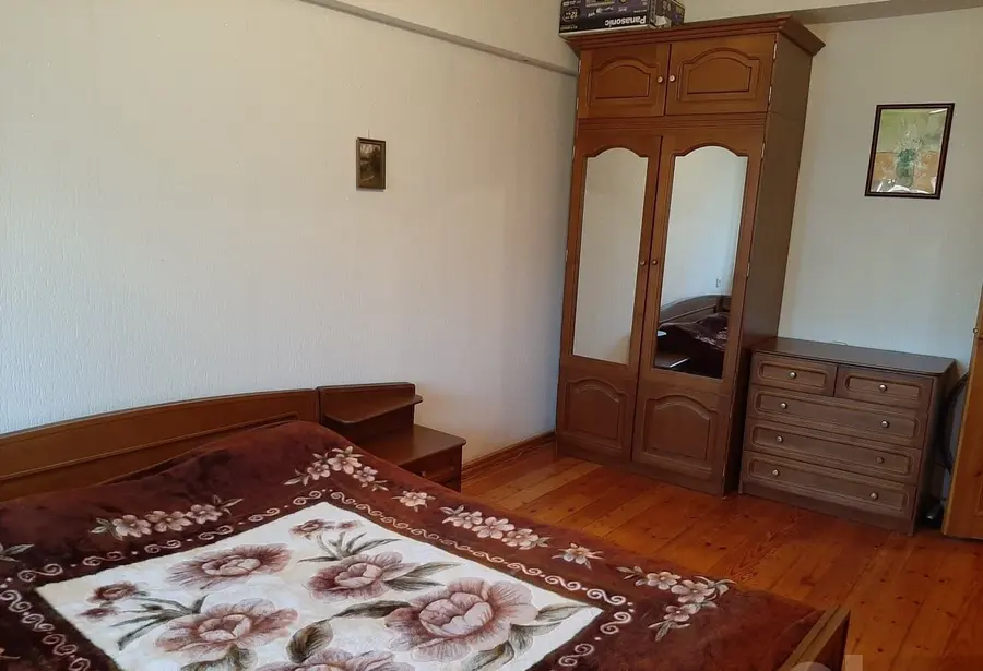 Шикарная квартира, 2 комн., 75 м², 3/4 эт., Юнусабадский, Ц-6 — фото 6