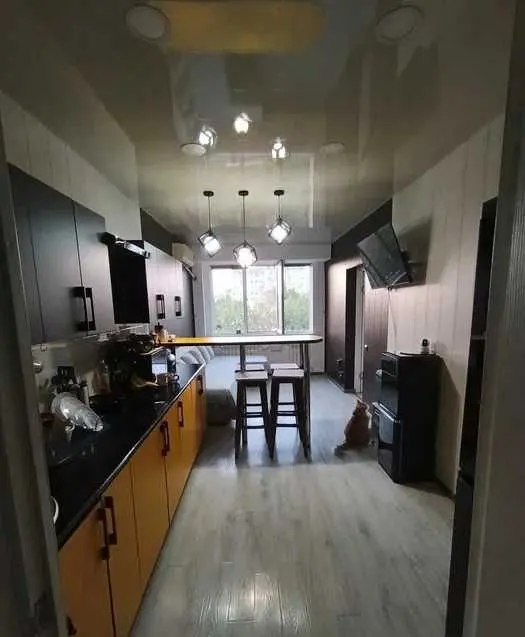 Шикарная квартира, 3 комн., 42 м², 6/9 эт., Мирзо-Улугбекский, Корзинка — фото 1