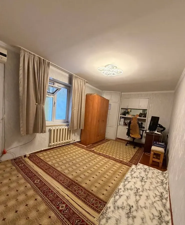 Шикарный дом, 1 комн., 42 м², Чиланзарский, Олмос Ресторан — фото 2