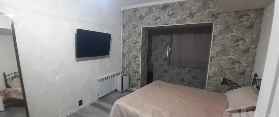 Шикарная квартира, 2 комн., 85 м², 2/4 эт., Юнусабадский, около Юнусабадского — фото 4