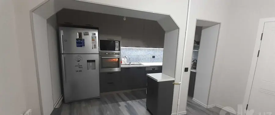 Шикарная квартира, 2 комн., 85 м², 2/4 эт., Юнусабадский, около Юнусабадского — фото 7
