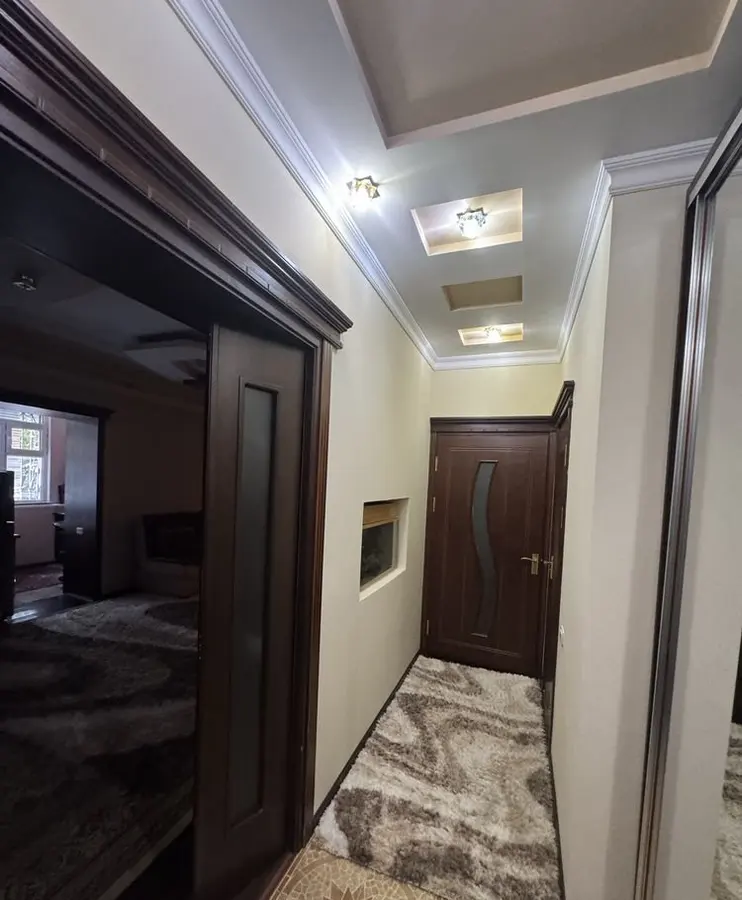 Квартира, 2 комн., 55 м², 1/4 эт., Чиланзарский, Рядом с алеей Гагарина — фото 5