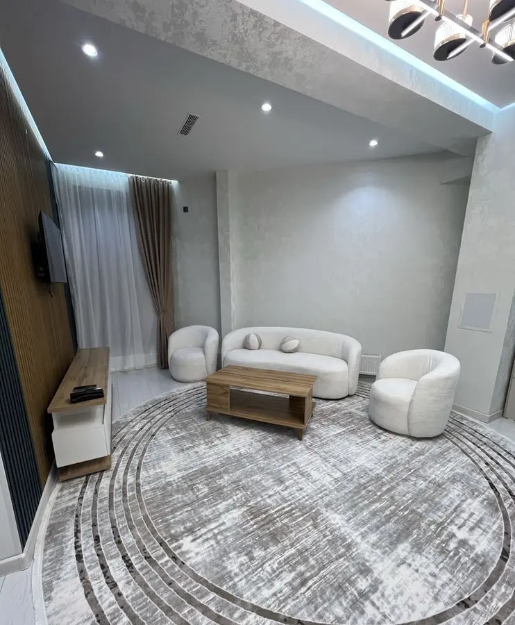 Шикарная квартира, 2 комн., 73 м², 3/10 эт., Мирзо-Улугбекский, ЖК SAYRAM TOWER — фото 1