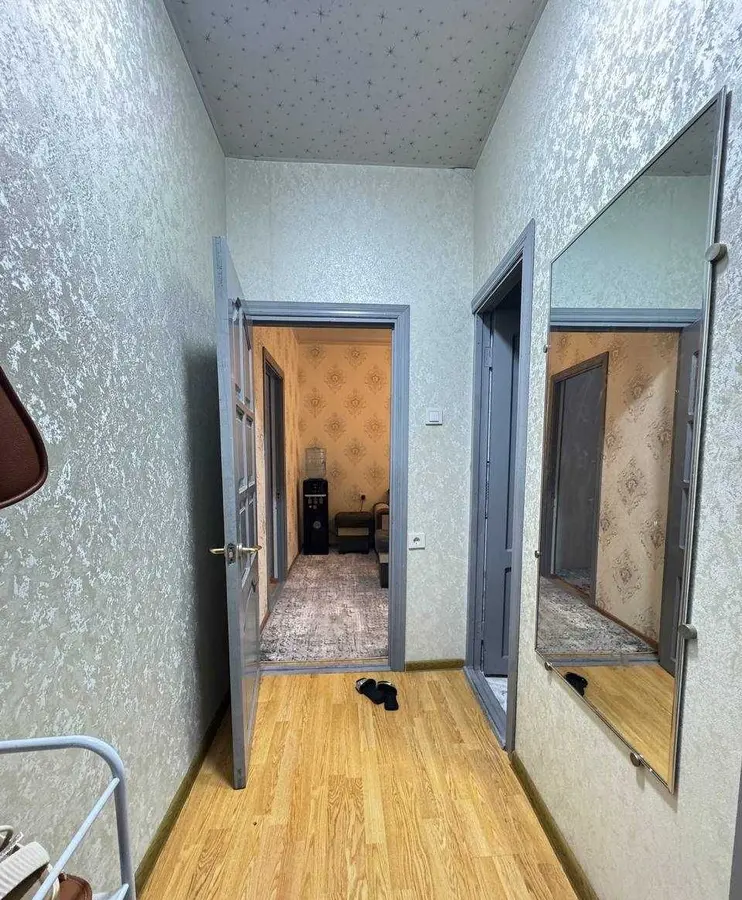 Шикарная квартира, 2 комн., 54 м², 2/4 эт., Чиланзарский, Чиланзар 5 квартал — фото 1